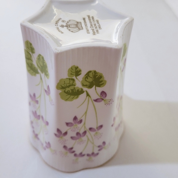 Royal Crown Staffordshire England  Fine Bone Handcrafted China Flower Mug - Picture 5 of 10